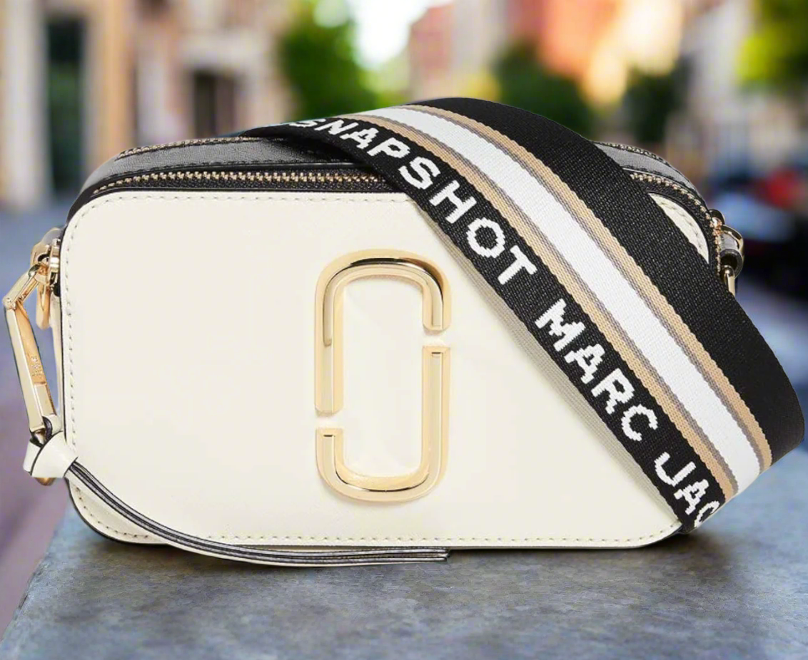 Marc Jacobs Women's The Snapshot White Multi Leather Shoulder Bag Crossbody Purse & Dust bag