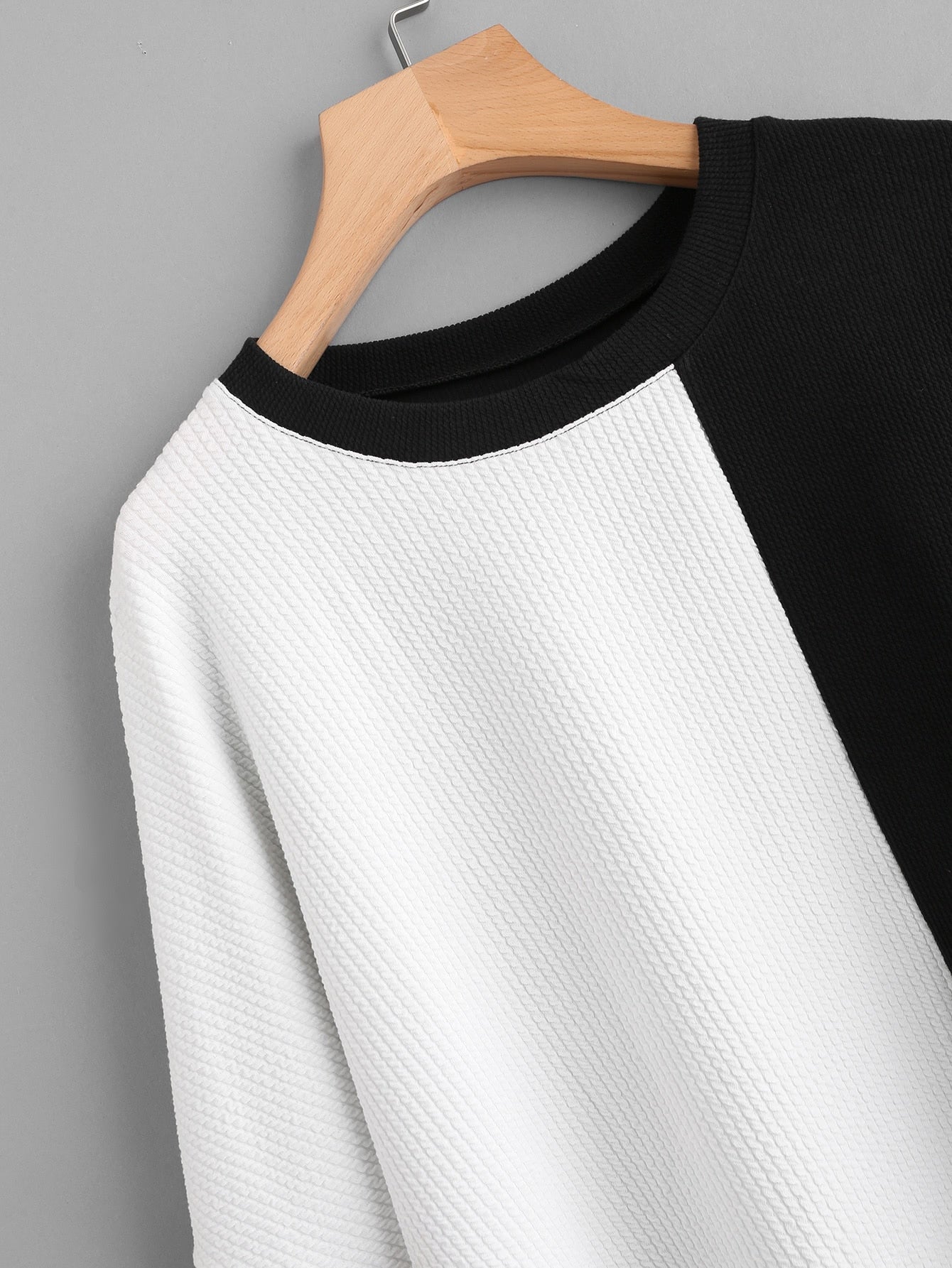 Color Block Loose Fit Sweater Round Neck for Women